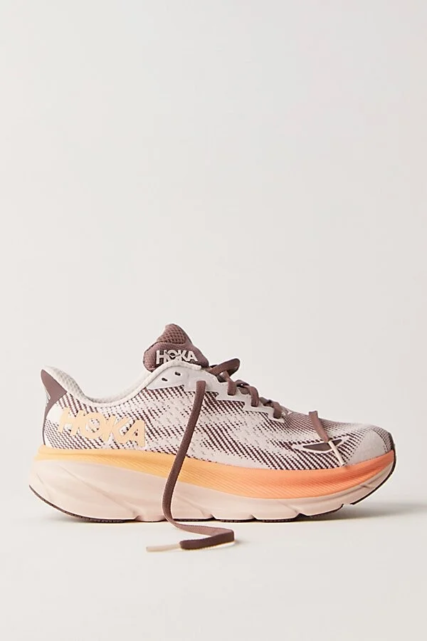 HOKA Clifton 9 GTX Sneakers - Image 3