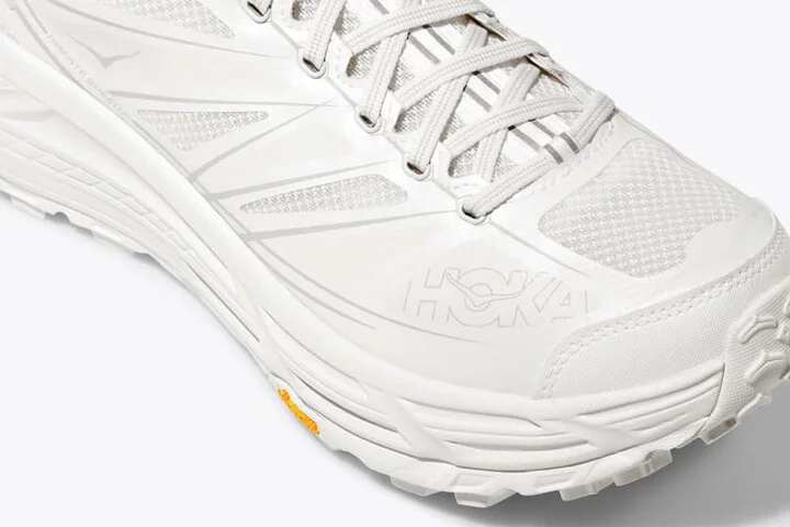 HOKA Mafate Speed 2 Shoes in White/Lunar Rock - Image 9