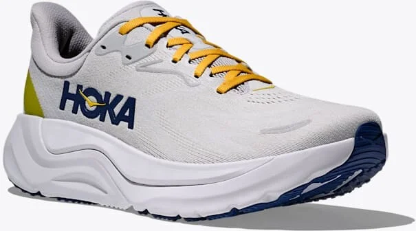 HOKA Men's Arahi 8 Shoes in Stardust/Cosmic Grey - Image 6