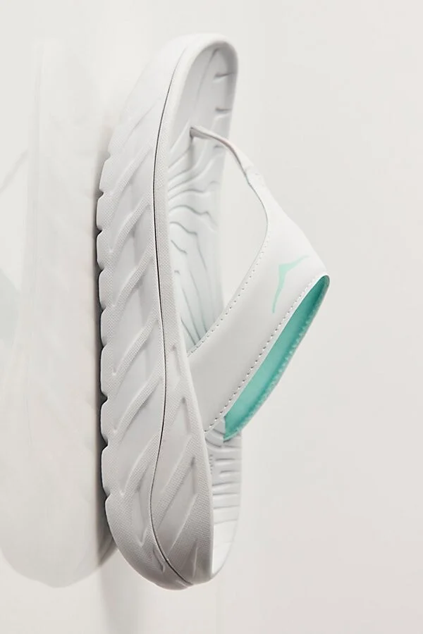 Cosmic Grey/seafoam