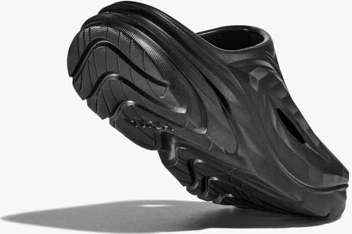 HOKA Ora Recovery Mule Shoes in Black/Black - Image 4
