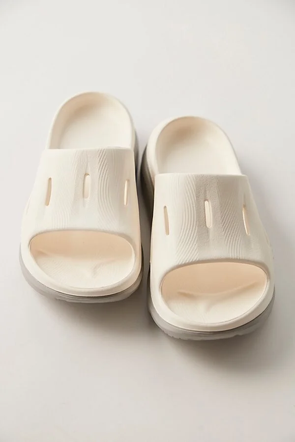 HOKA Ora Recovery Slide 3
