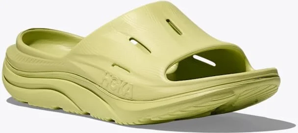 HOKA ORA Recovery Slide 3 Shoes in Honeydew/Honeydew - Image 6