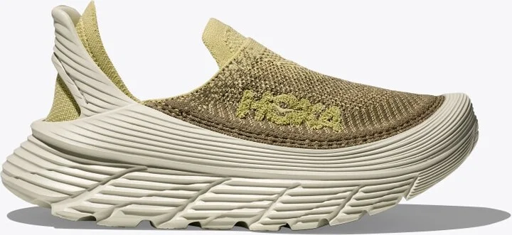 HOKA Restore TC Shoes in Cardamom/Wild Mushroom