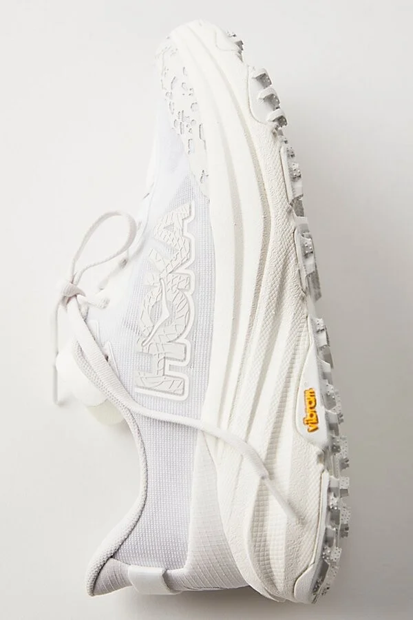 HOKA Speedgoat 6 Sneakers