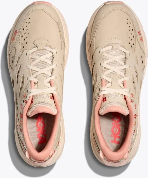 HOKA Vibrant Bloom Clifton L Shoes in Vanilla/Dry Clay - Image 2