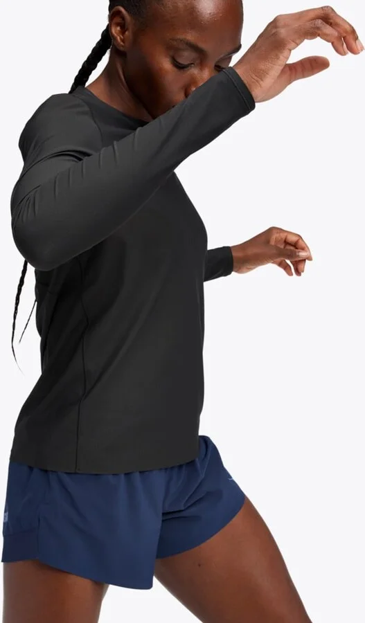 HOKA Women's Airolite Long Sleeve 2.0 Shoes in Black - Image 4