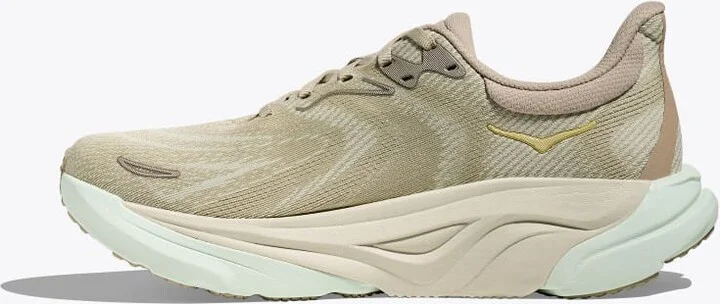 HOKA Women's Arahi 8 Shoes in Oyster Mushroom/Truffle Salt - Image 8