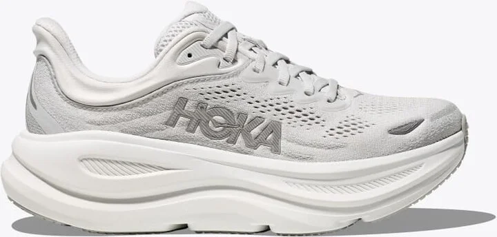 HOKA Women's Bondi 9 Shoes in Stardust/Silver
