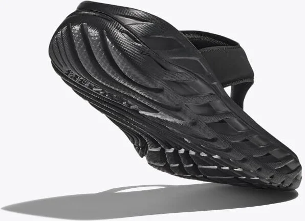 HOKA Women's ORA Recovery Flip Shoes in Black/Dark Gull Gray - Image 4