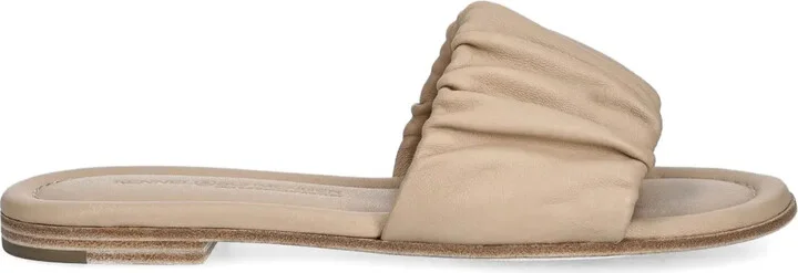 neutrals