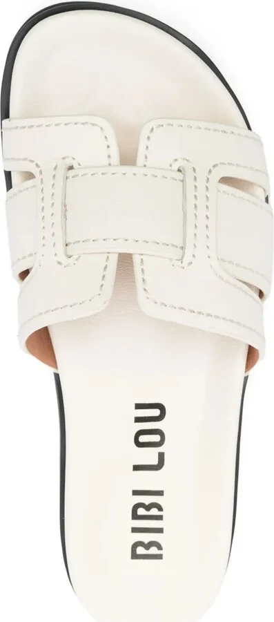 Holly slides - Image 4