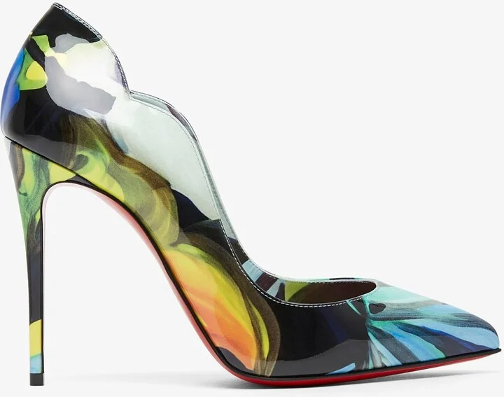 Hot chick 100 patent pumps