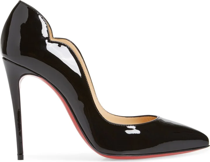 Hot Chick Scallop Pointed Toe Pump - Image 9