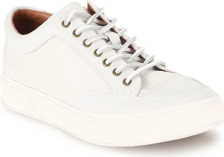 Hoyt Low Water Resistant Sneaker