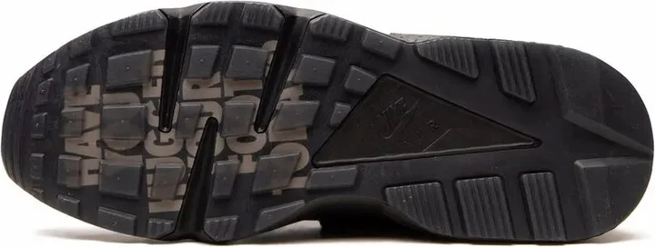 Huarache OG "Hyperlocal London" sneakers - Image 4