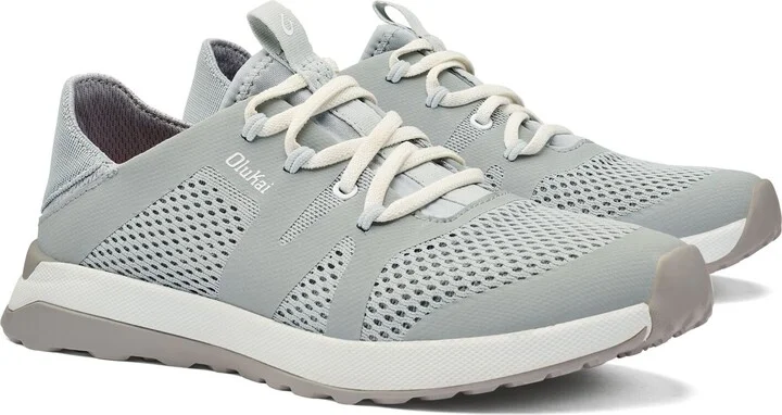 Pale Grey / Pale Grey