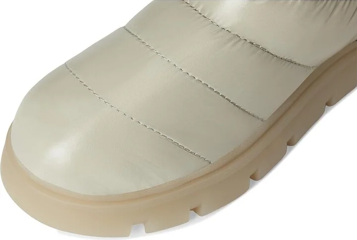 Hunter Maribel Women's Snow Shoes Light Natural : 5 M, Rubber - Image 2