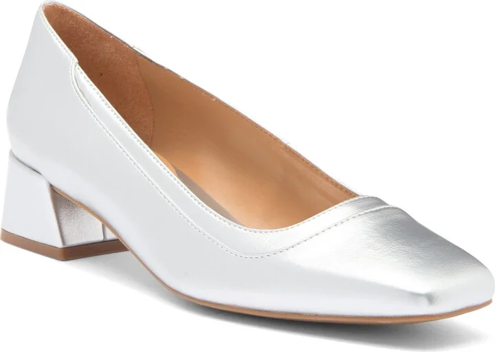 Huntley Square Toe Pump