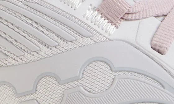 Hurricane 24 Running Shoe - Image 10