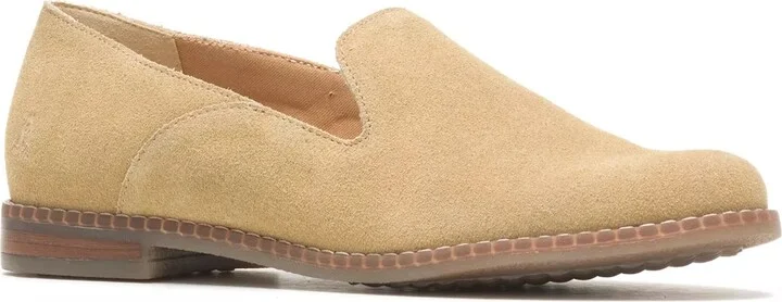 Hush Puppies Wide Width Wren Loafer