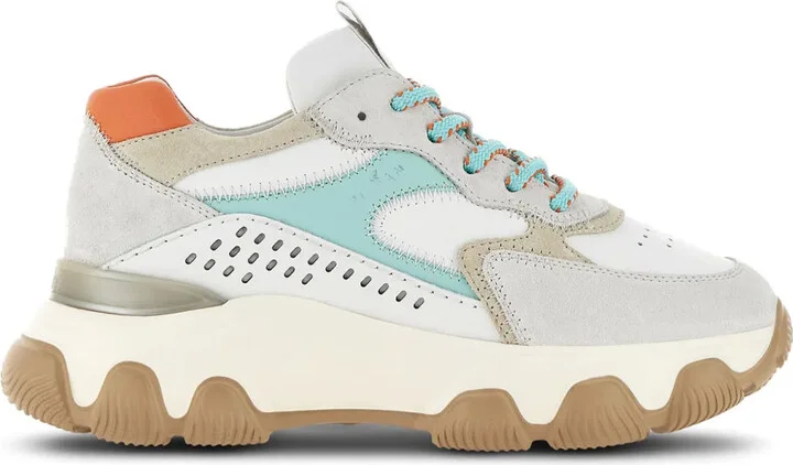 Hyperactive lace-up sneakers