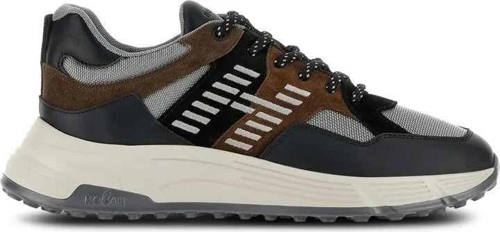 Hyperlight lace-up sneakers