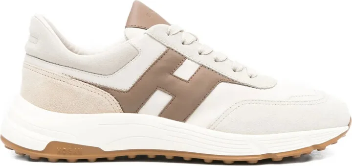 Hyperlight leather sneakers