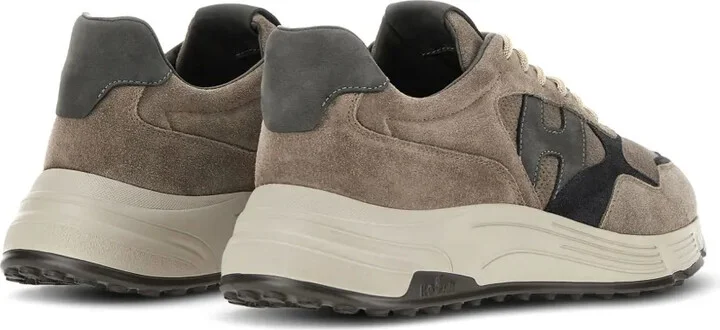 Hyperlight low-top sneakers - Image 3