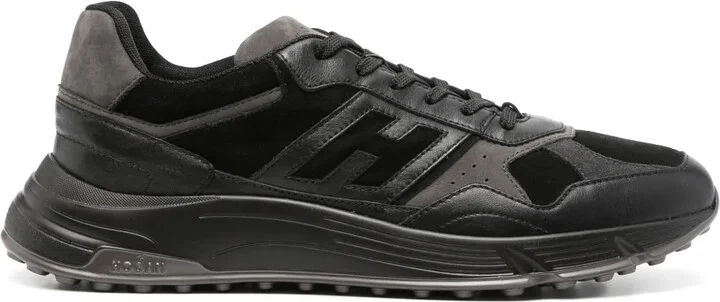 Hyperlight low-top sneakers