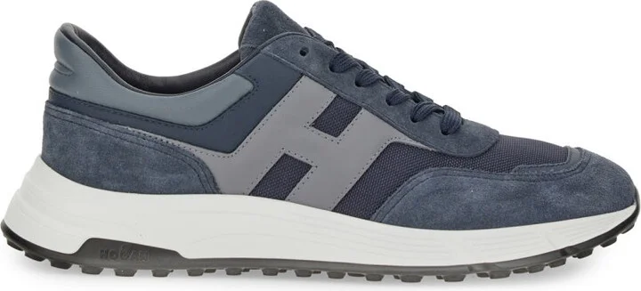 "Hyperlight" Sneaker