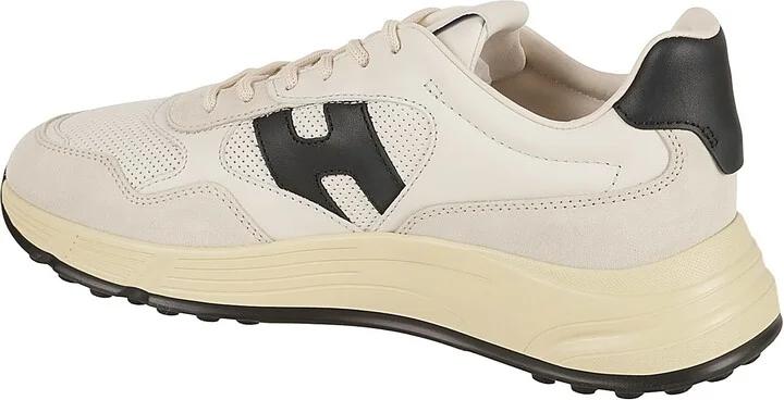 Hyperlight Sneakers - Image 3