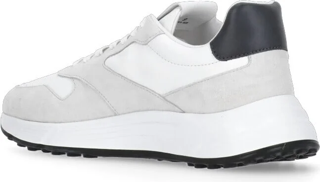 Hyperlight Sneakers - Image 4