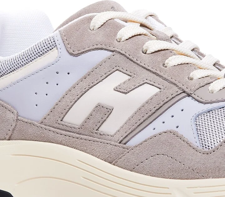 Hyperlight Sneakers - Image 3