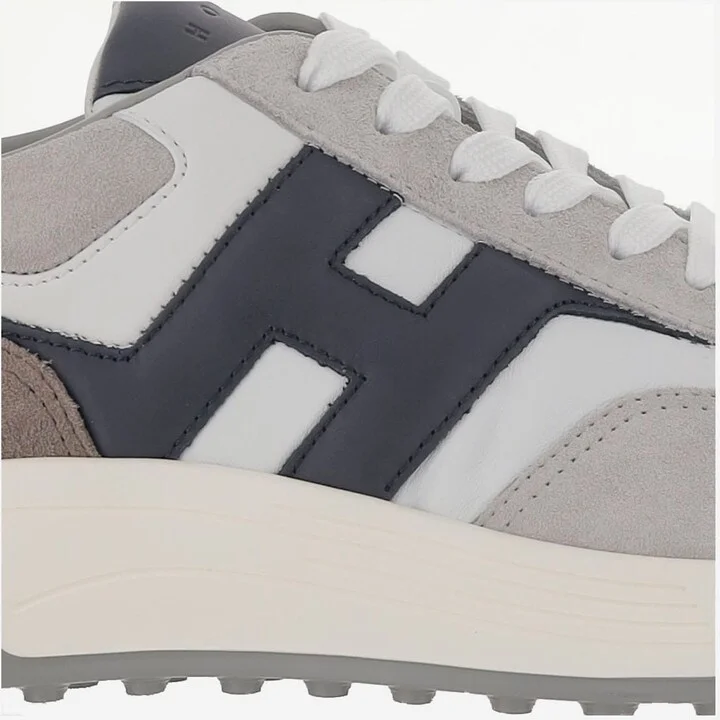 Hyperlight Sneakers - Image 5
