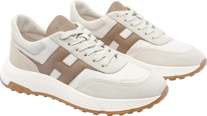 Hyperlight Sneakers - Image 2