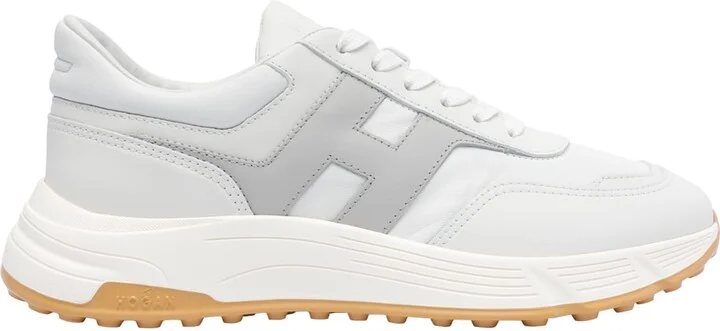 Hyperlight Sneakers