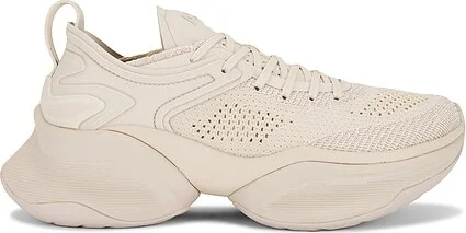 Hyspeed Sneaker