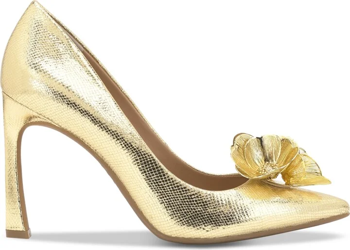 I.n.c. International Concepts Women's Kaleia Flower Pumps, Created for Macy's - Image 2