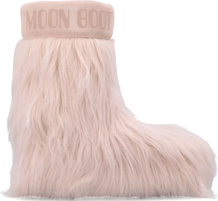 Icon boots