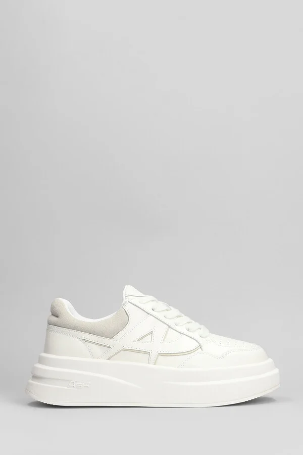 Icone Sneakers In White Leather