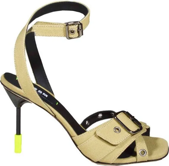 Iconic Heel Sandals Beige With Buckle