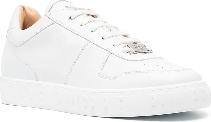 Iconic low-top sneakers - Image 2