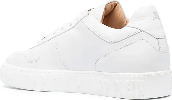 Iconic low-top sneakers - Image 3