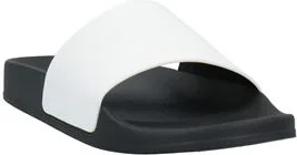 Ih Nom Uh Nit Man Sandals - Image 2