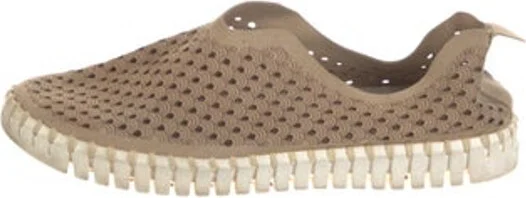 Neutrals