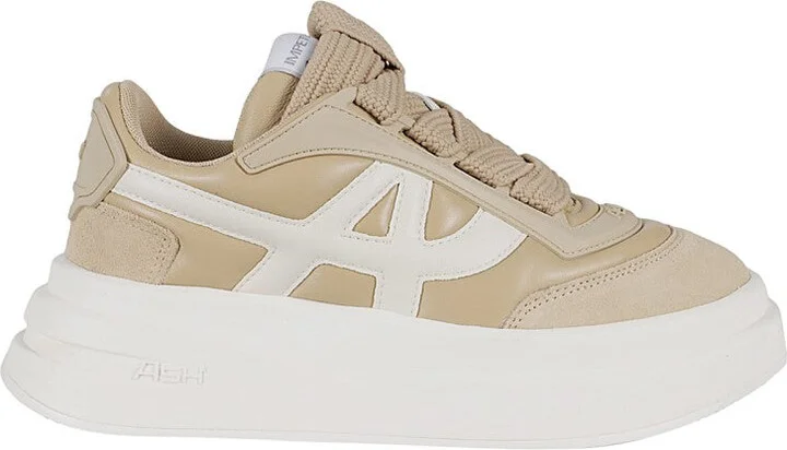 Impetus Sneakers