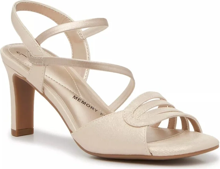 Impo Vigee Sandal