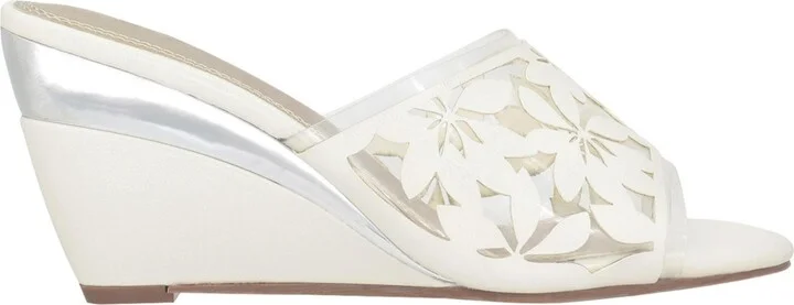 Impo Women's Vasha Floral Wedge Dress Sandals - Image 2