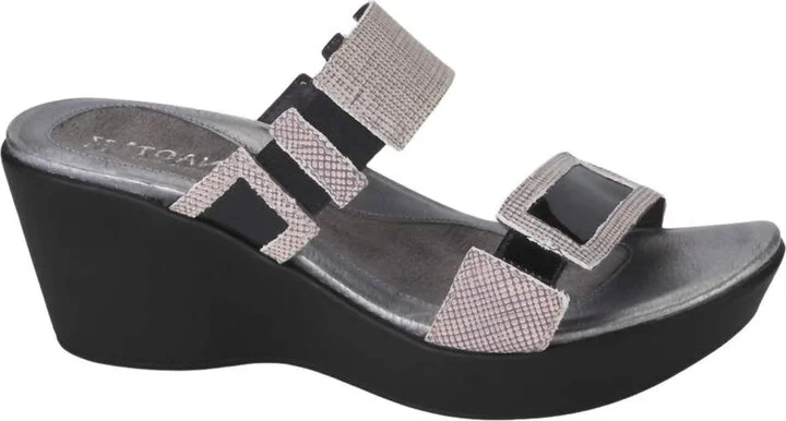 Impulse Treasure Wedge Sandals In Fishnet Black Combo